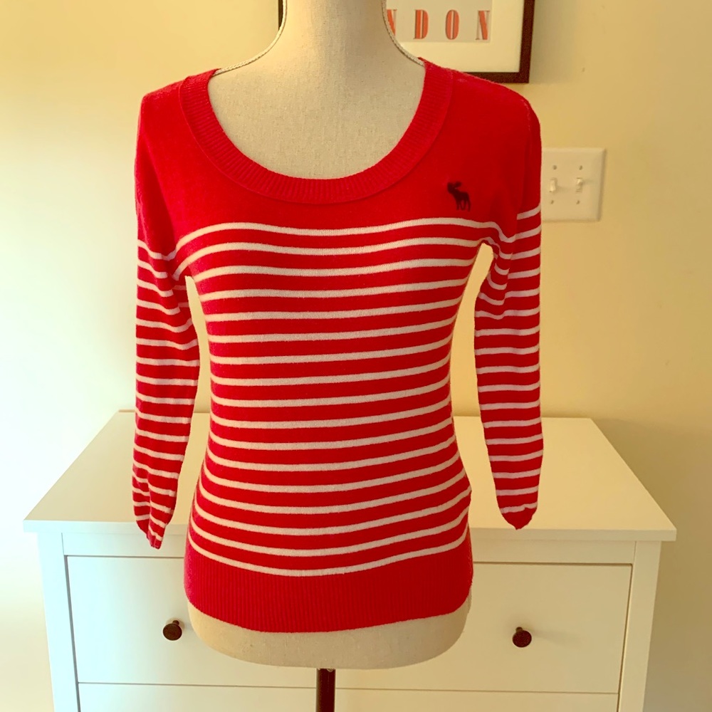 Abercrombie & Fitch sweater
